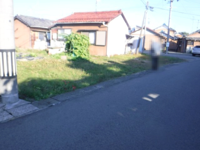 ６６２３１　瑞穂市穂積土地の外観