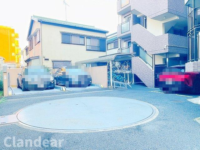 ナイスアーバン北綾瀬第2の駐輪場|ドキドキの新生活も、安心してスタート。ぴったりの住まいを見つけませんか？クランディアが一緒に住まい選びをサポートします‼　まずは、お気軽にお問合せください　＃クランディア