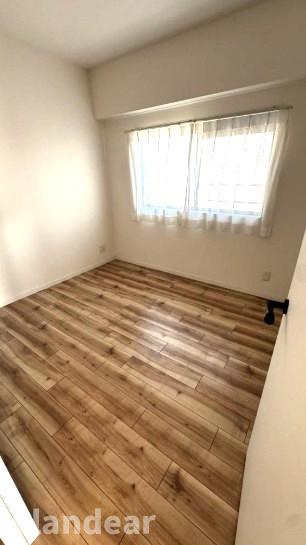 ナイスアーバン北綾瀬第2の洋室|ドキドキの新生活も、安心してスタート。ぴったりの住まいを見つけませんか？クランディアが一緒に住まい選びをサポートします‼　まずは、お気軽にお問合せください　＃クランディア