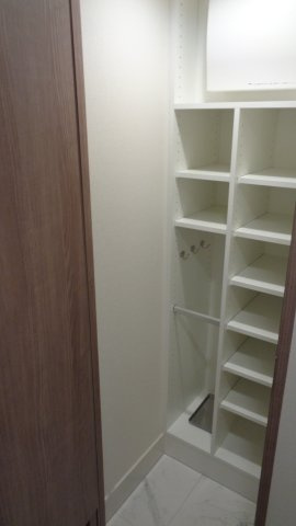 グランリビオ芝大門の玄関