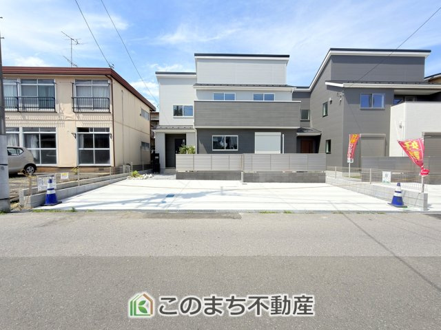 リナージュ宇都宮市富士見が丘2丁目24-1期の駐車場|お車並列３台分ご用意しております♪