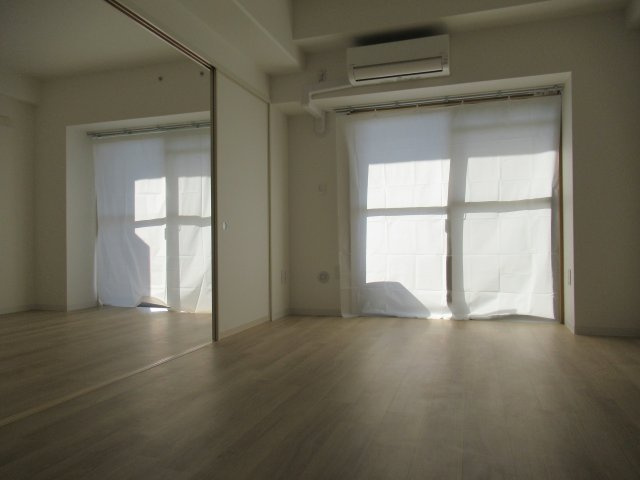 ハートフル湊川２ＤＫ＋Ｓの居間・リビング|使いやすい居間です