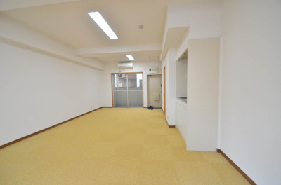 【居間・リビング】 | 日米ビル（事務所）