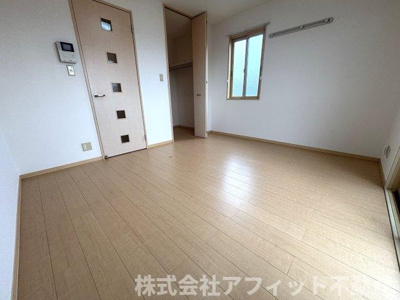 【寝室】 | mano　castello　C棟