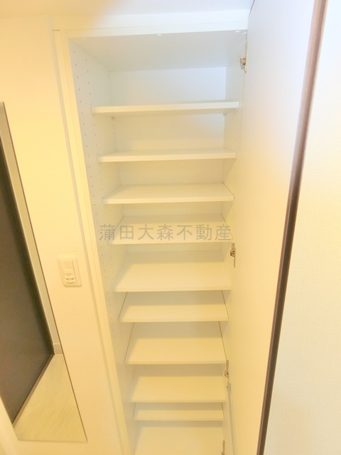 ウィリア矢口の設備|玄関収納