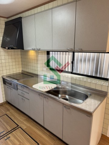 西東京市住吉町戸建のキッチン