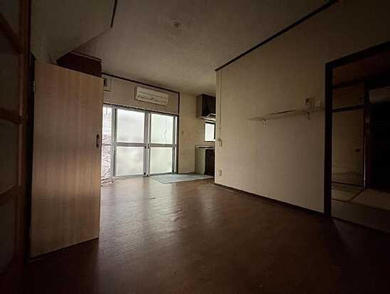 【居間・リビング】