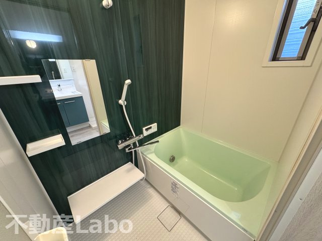 徳島市庄町５丁目のアパートの浴室