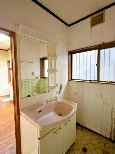 【独立洗面台】