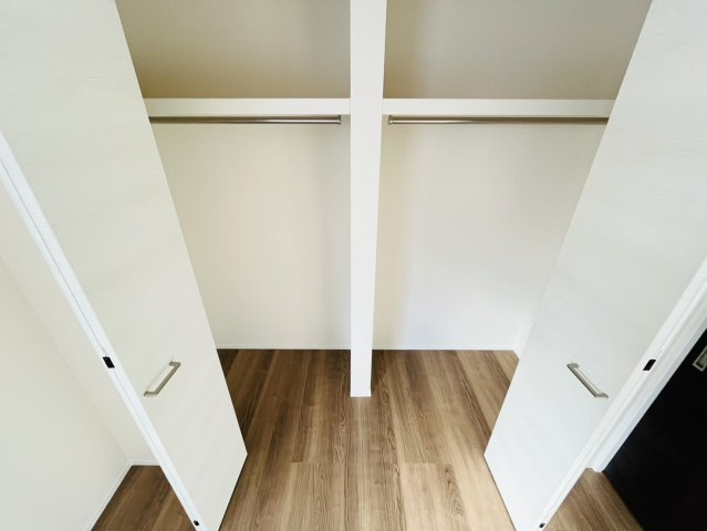 東海市荒尾町木戸畑48-4、49-5『仲介手数料無料』新築戸建ての収納