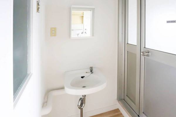 ビレッジハウス野芥1号棟の洗面所|ビレッジハウスの同一物件・同一タイプの間取りの写真です