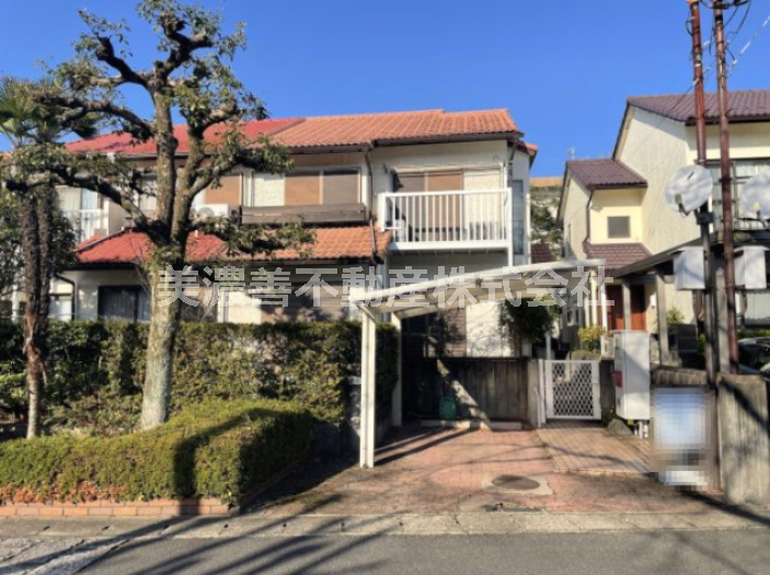 ６３４２３　岐阜市本荘中古戸建ての外観
