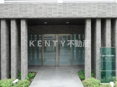 【エントランス】 | スカイコート蒲田ガーデン | 落ち着いたエントランスです