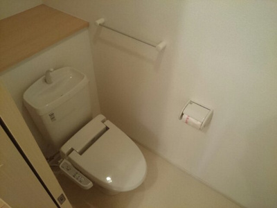 【トイレ】 | リジェールⅠ | 落ち着いた色調のトイレです