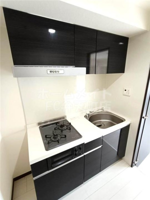 【キッチン】 | アヴァンツァーレ弁天 | お料理しやすいキッチンです