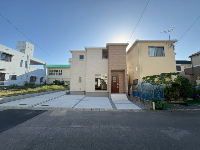 ■■うるま市みどり町第３－１号棟（全２棟）の前面道路含む現地写真|前面道路含む現地写真です