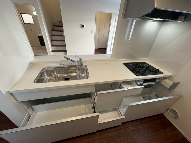 ■■うるま市みどり町第３－１号棟（全２棟）のキッチン|使いやすいキッチンです