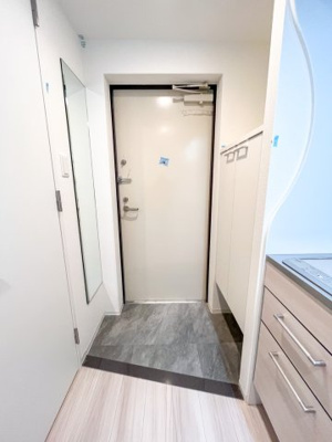 【玄関】 | セレニテ難波リアン