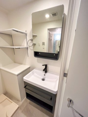 【洗面所】 | セレニテ難波リアン