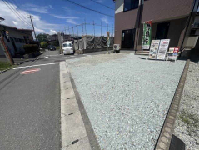 成沢西3丁目の駐車場|7/9撮影
