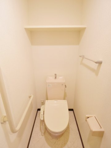 ボワ・シャテーヌのトイレ