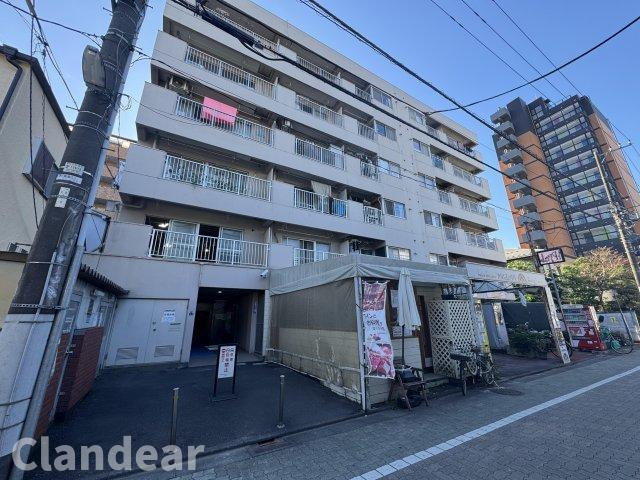 お花茶屋ダイヤモンドマンションの外観|ドキドキの新生活も、安心してスタート。ぴったりの住まいを見つけませんか？クランディアが一緒に住まい選びをサポートします‼　まずは、お気軽にお問合せください　＃クランディア