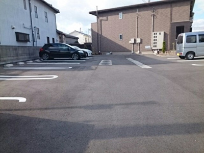 【駐車場】 | ブルムンタウン | 駐車場があります