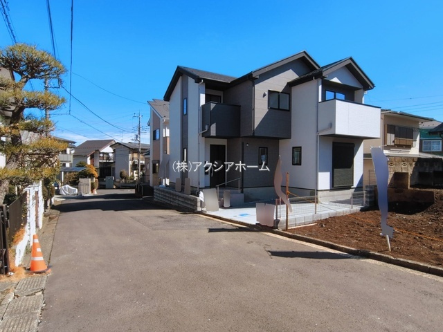 所沢市小手指南1丁目・全1棟　新築一戸建　～収納豊富～の前面道路含む現地写真