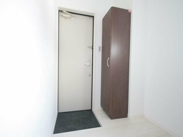 ＪＨレジデンス（錦町）の玄関