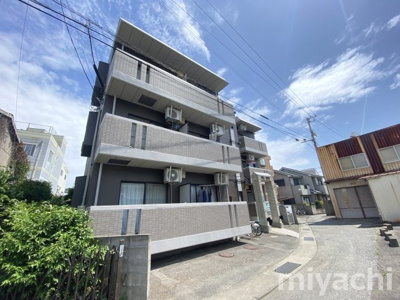 【エントランス】 | フルハウス