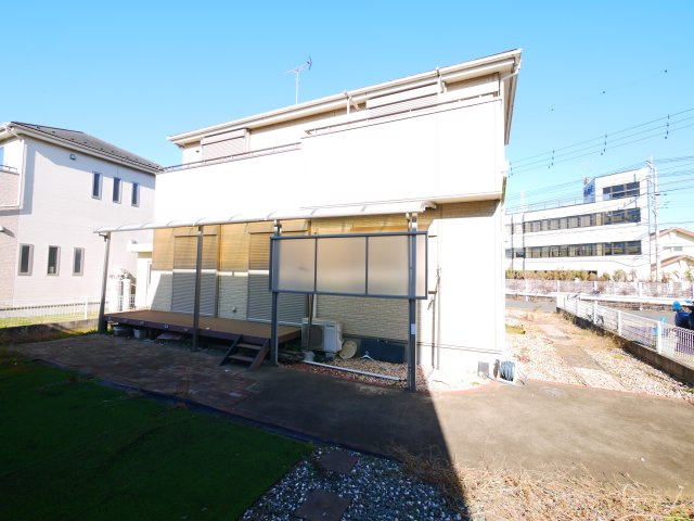 八街市八街ほ　中古戸建の外観|平成27年10月築  リビング約17.5帖  上下水 敷地約87坪 JR総武本線八街駅徒歩約16分