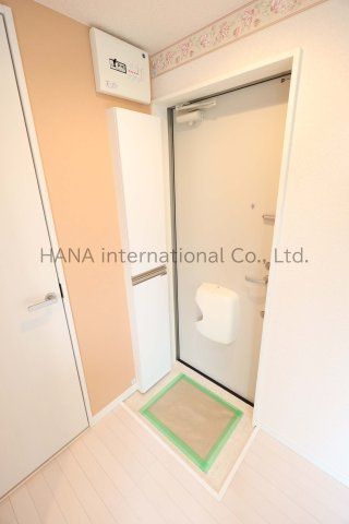 ユナイト黄金町ロザンナの杜の玄関|同シリーズ物件の参考写真です。