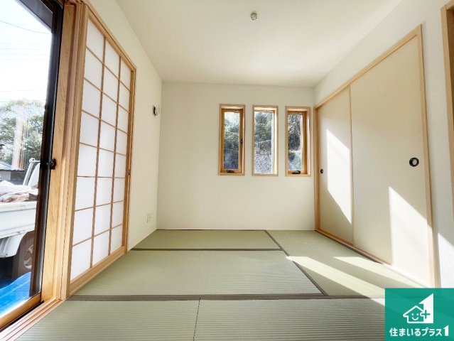 29(土)30(日)現地説明会！　北葛城郡河合町星和台　ラスト1邸の和室|一室あると便利な和室は客間としてだけでなく、小さなお子様のプレイルームや食後のくつろぎスペースとしてもご利用いただけます。収納もついていますので大活躍間違いなし！