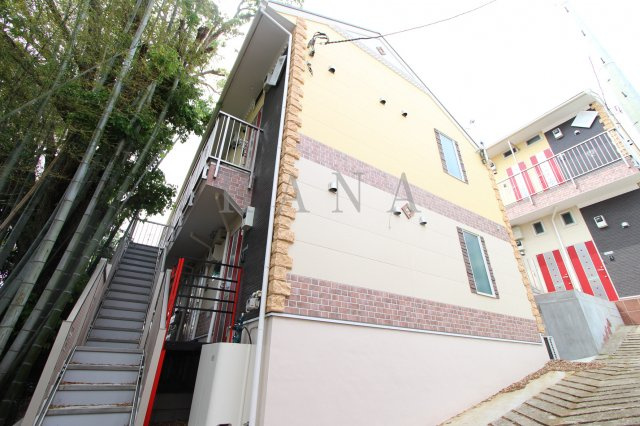 川崎市宮前区菅生ケ丘のアパート