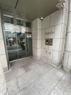 【エントランス】 | 入り口