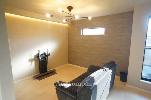 【居間・リビング】 | 八尾市東本町5丁目 | 【LDK：16.6帖】