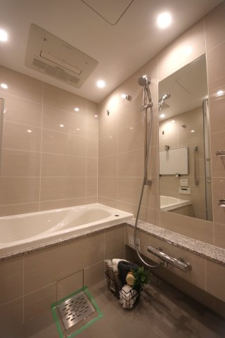 クラッシィタワー新宿御苑の浴室