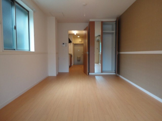 アルページュの居間・リビング