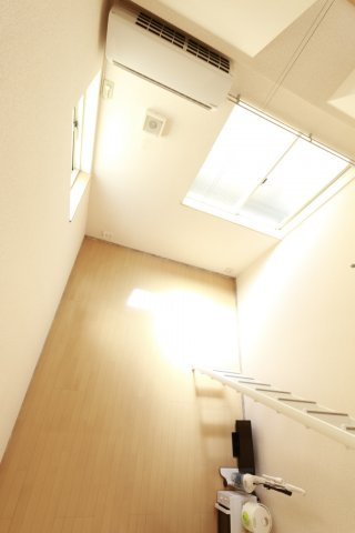 ネオステージ浅田の居間・リビング|同タイプ参考写真です。