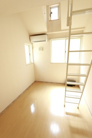 ネオステージ浅田の寝室|同タイプ参考写真です。