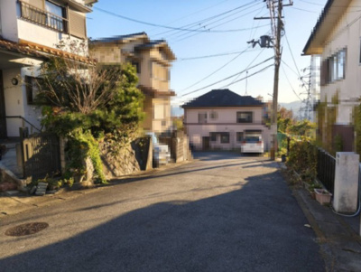 【前面道路含む現地写真】 | 大津市木の岡町30-5　中古戸建