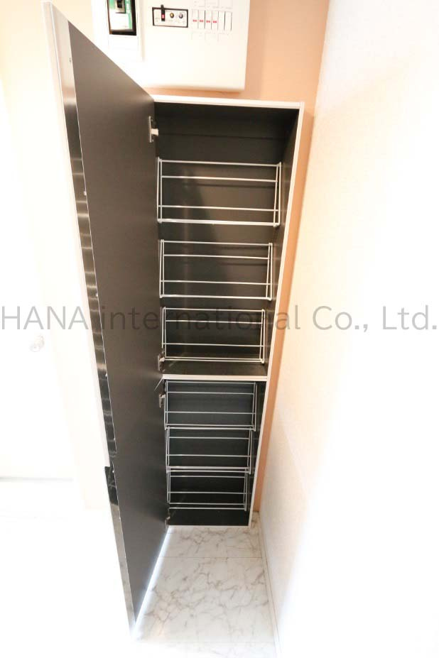 ユナイト桜本ヴィクトリーアルバートの収納|同シリーズ物件の参考写真です。