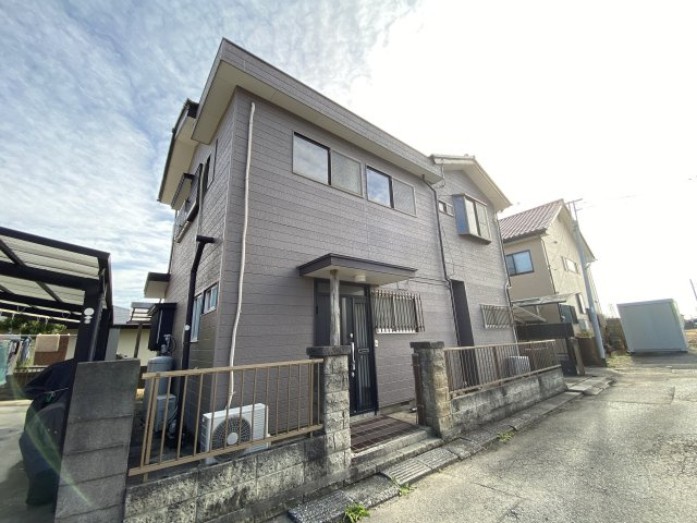 大網貸家の外観