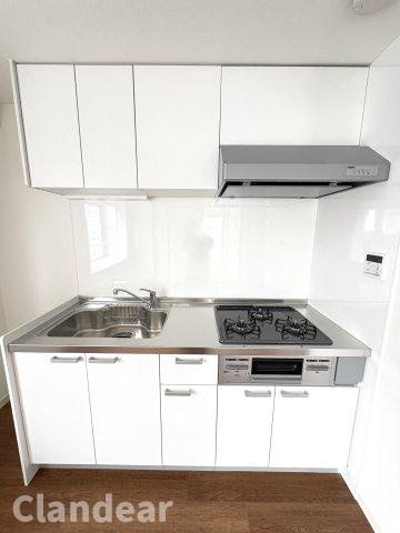 グリーンパーク六木Ⅱのキッチン|ドキドキの新生活も、安心してスタート。ぴったりの住まいを見つけませんか？クランディアが一緒に住まい選びをサポートします‼　まずは、お気軽にお問合せください　＃クランディア