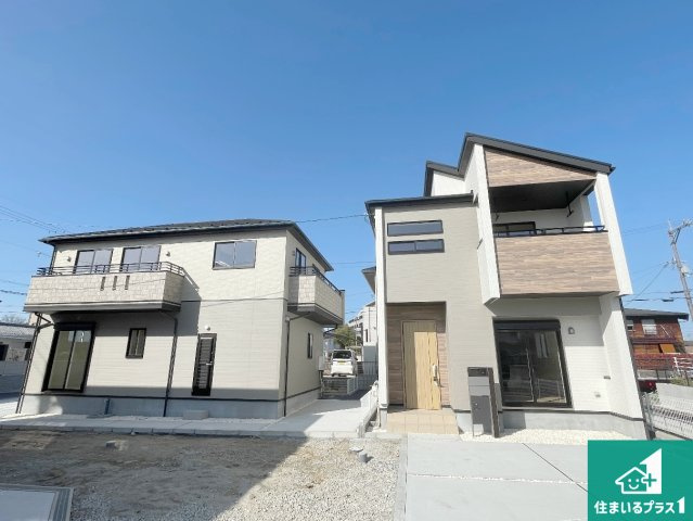 現地説明会開催　栗東市綣　新築一戸建ての外観|安心の10年保証！外観を美しく保ち、雨水で汚れを落とします！気になることがありましたら、お気軽にお問い合わせください！