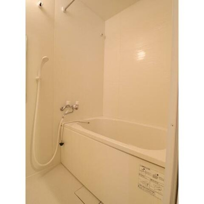 【浴室】 | プリムヴェール | 清潔感のあるお風呂です♪