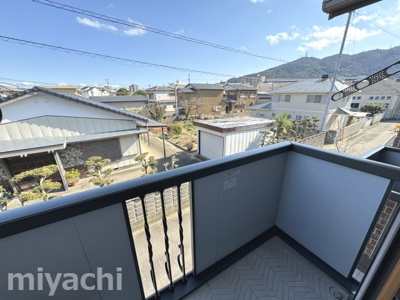 【バルコニー】 | グランシャリオ　E