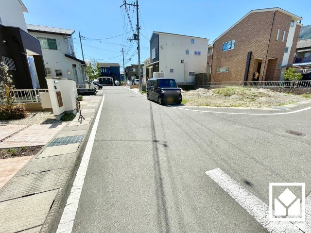 大津市下阪本２丁目　2期　7号地の前面道路含む現地写真