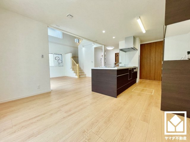大津市下阪本２丁目　2期　7号地の居間・リビング