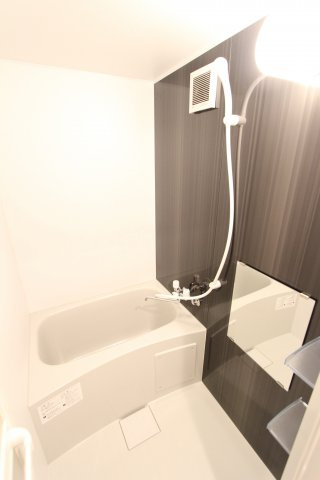 ユナイトＡＮＺＥＮブラバスの浴室